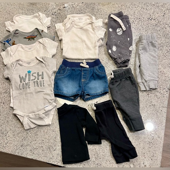 Carter's Other - Baby boy bundle matching sets bodysuits pants bundle 0-3 and 3-6 months